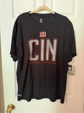 NFL Black Cincinnati Bengals Short-Sleeve Training Tee with Orange Accents